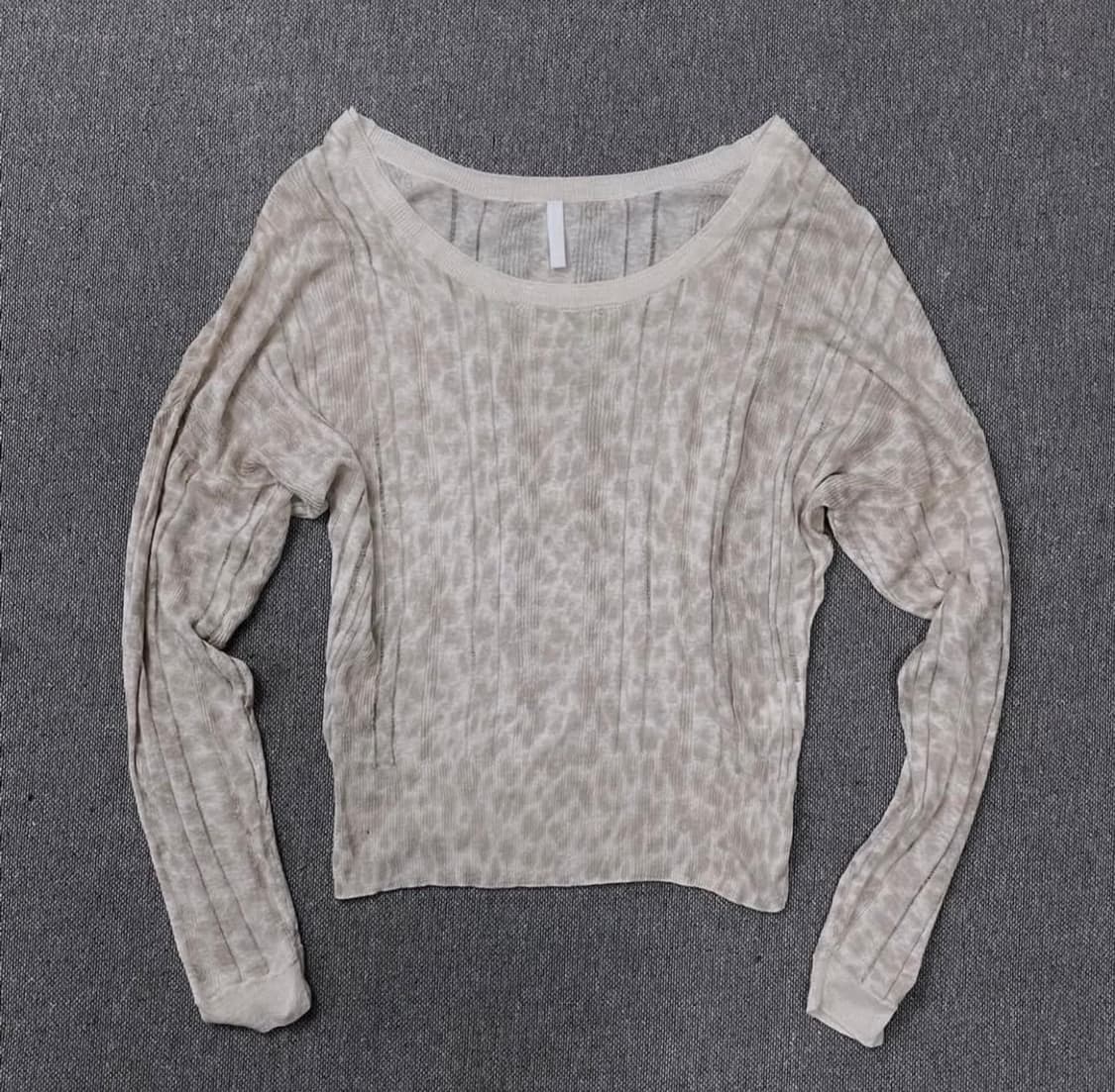 Leopard pattern wide neck sleeve 상품이미지2