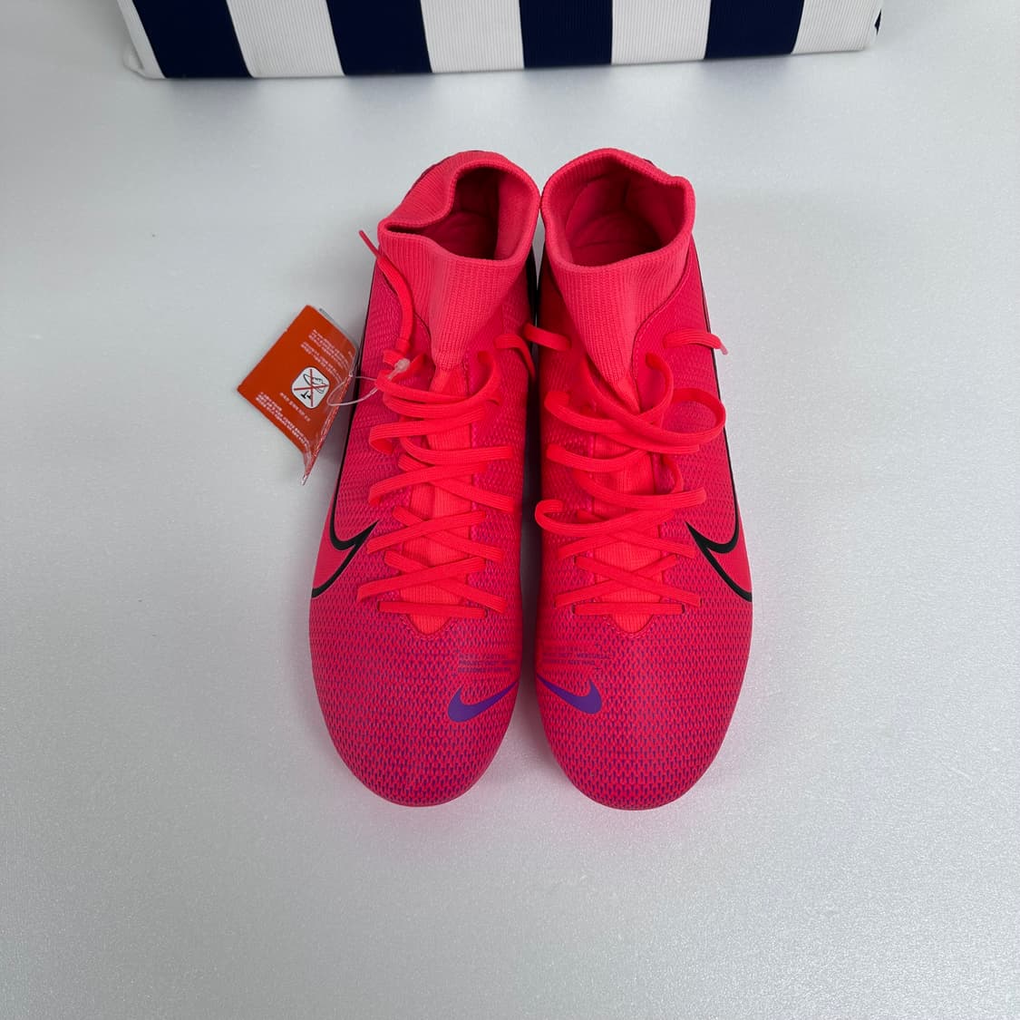 (새상품) 나이키 머큐리얼 슈퍼플라이7 축구화 풋살화 260 상품이미지2