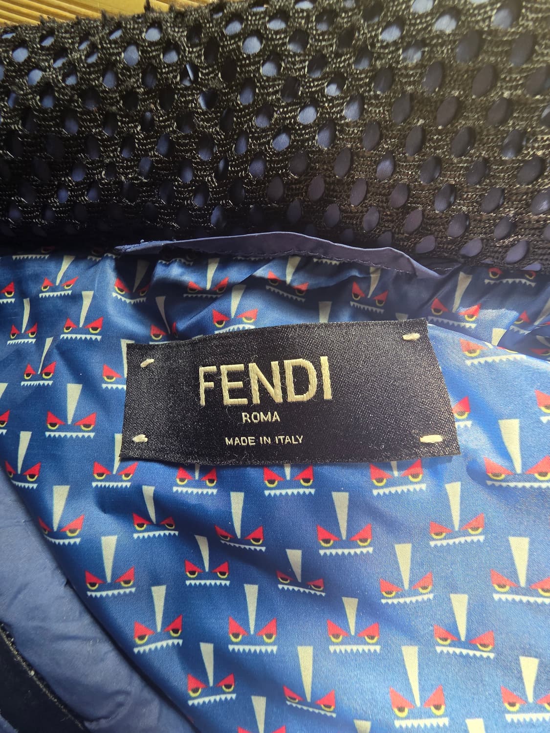 펜디구스다운조끼 52사이즈 상품이미지5