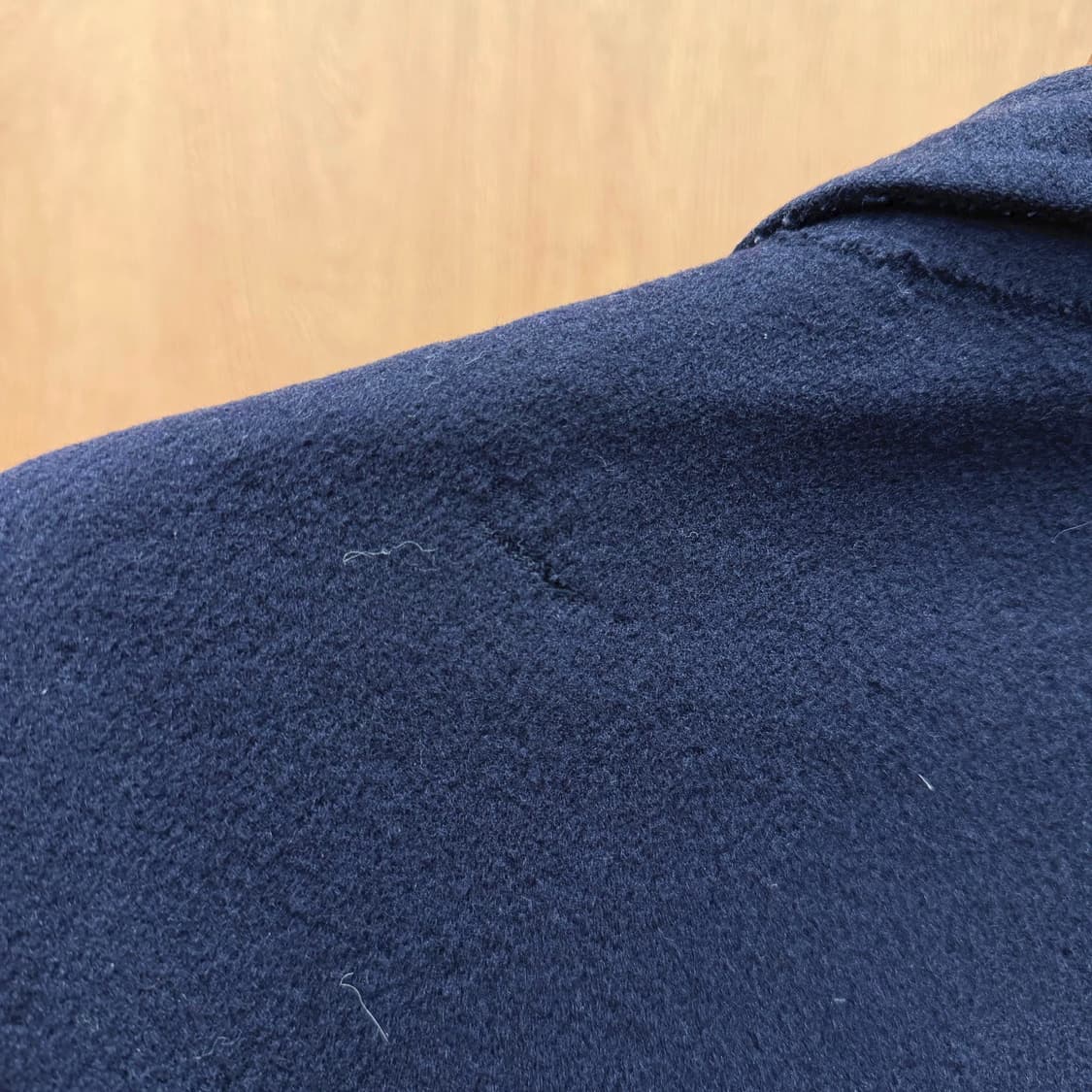 버버리 울 캐시미어 싱글 롱 코트 플랩 포켓 센터 벤트 디테일 딥 네이비 상품이미지7