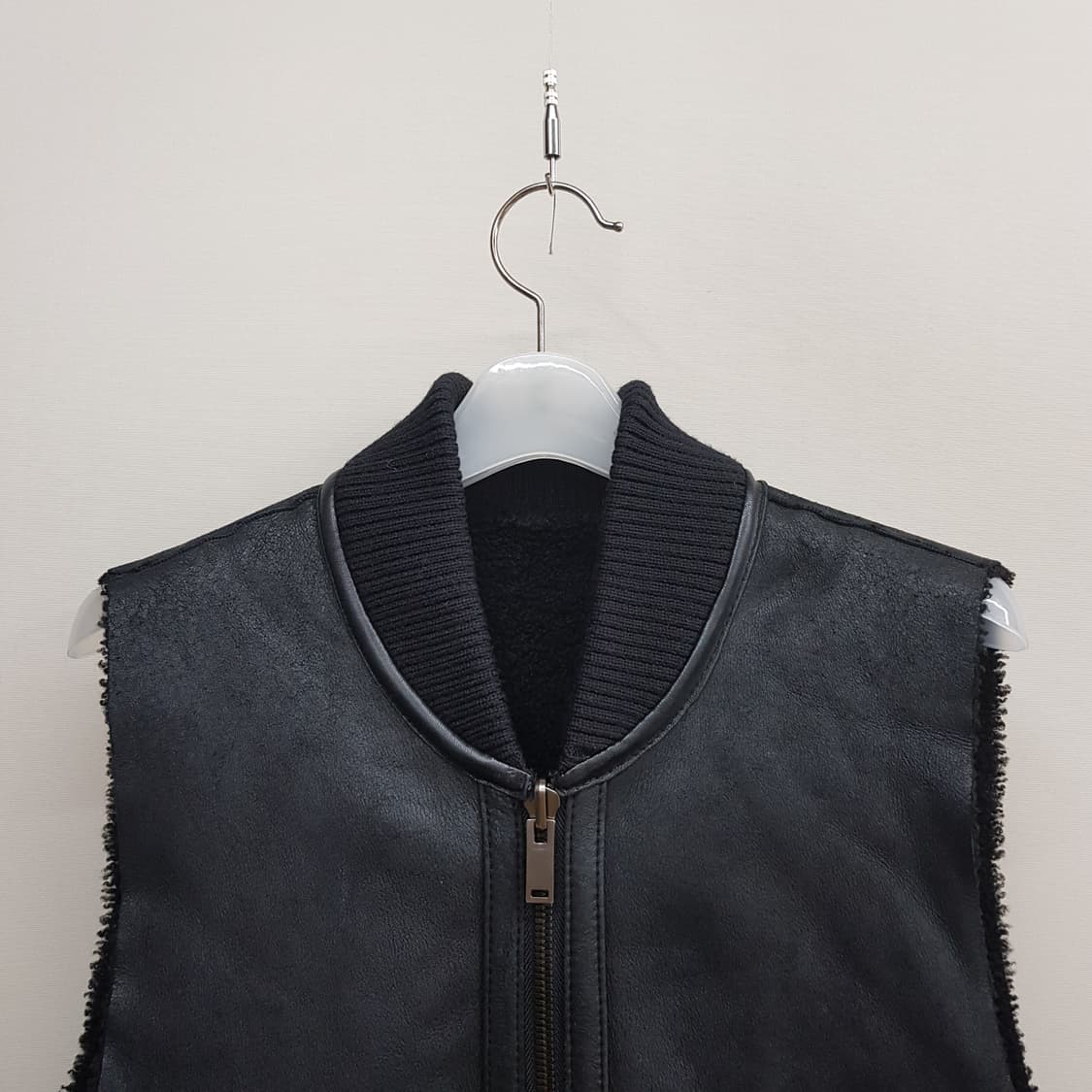 비이커 BAKER 양모 리버시블 무스탕 베스트 2사이즈 상품이미지1