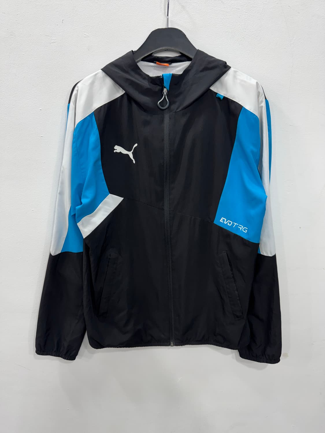 푸마 배색 바람막이 상품이미지1