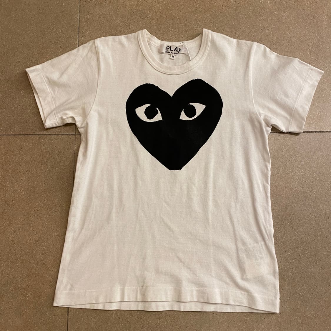 꼼데가르송 플레이 티셔츠  상품이미지1