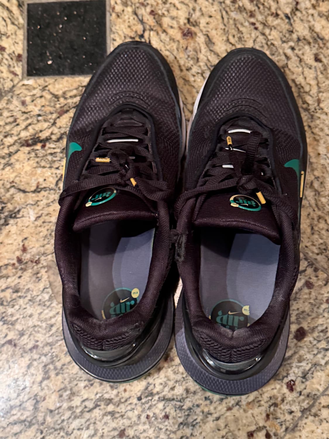 [270]나이키 에어맥스 펄스 상품이미지1