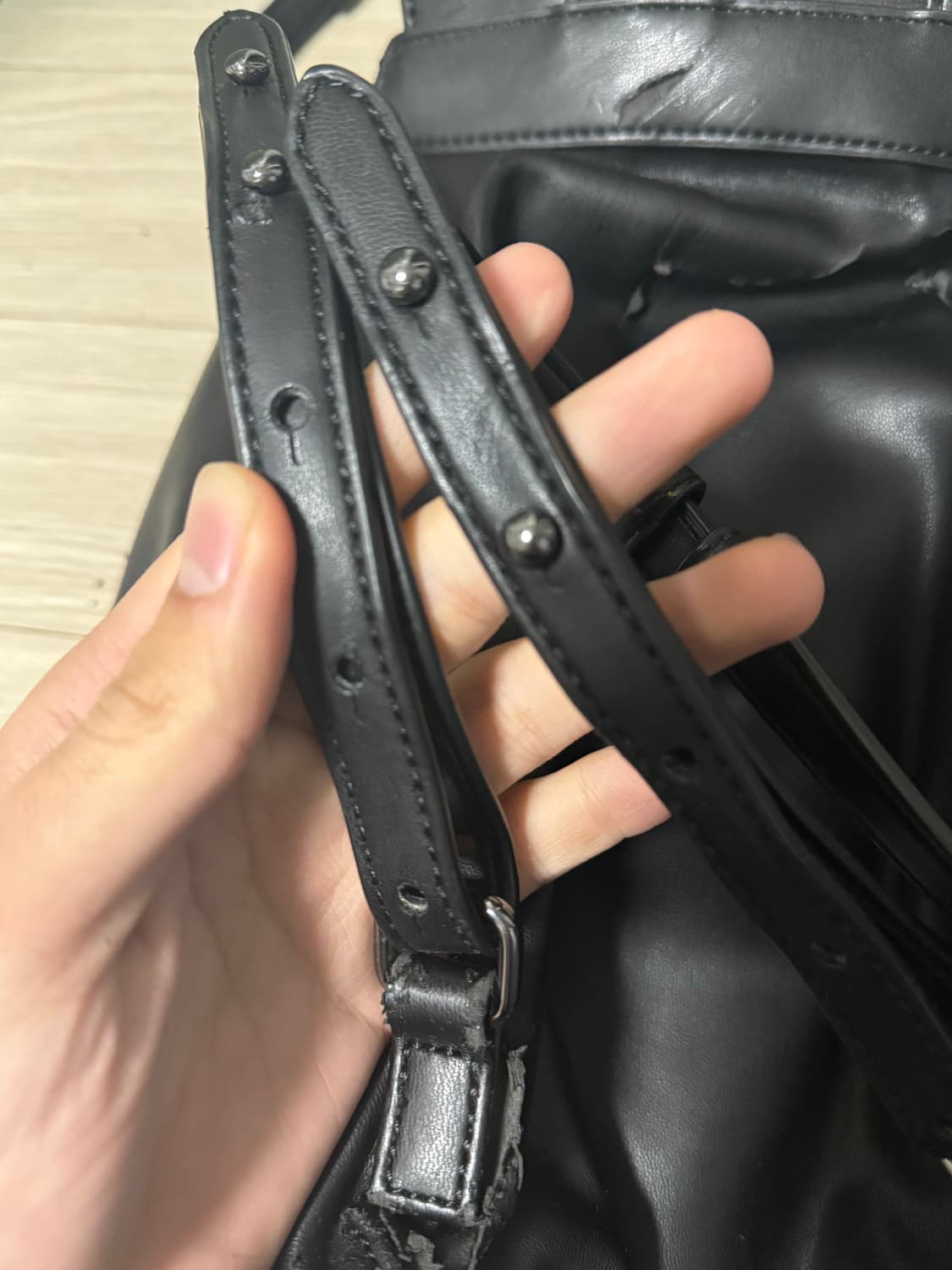 아르마니 레더 백팩 판매 상품이미지5