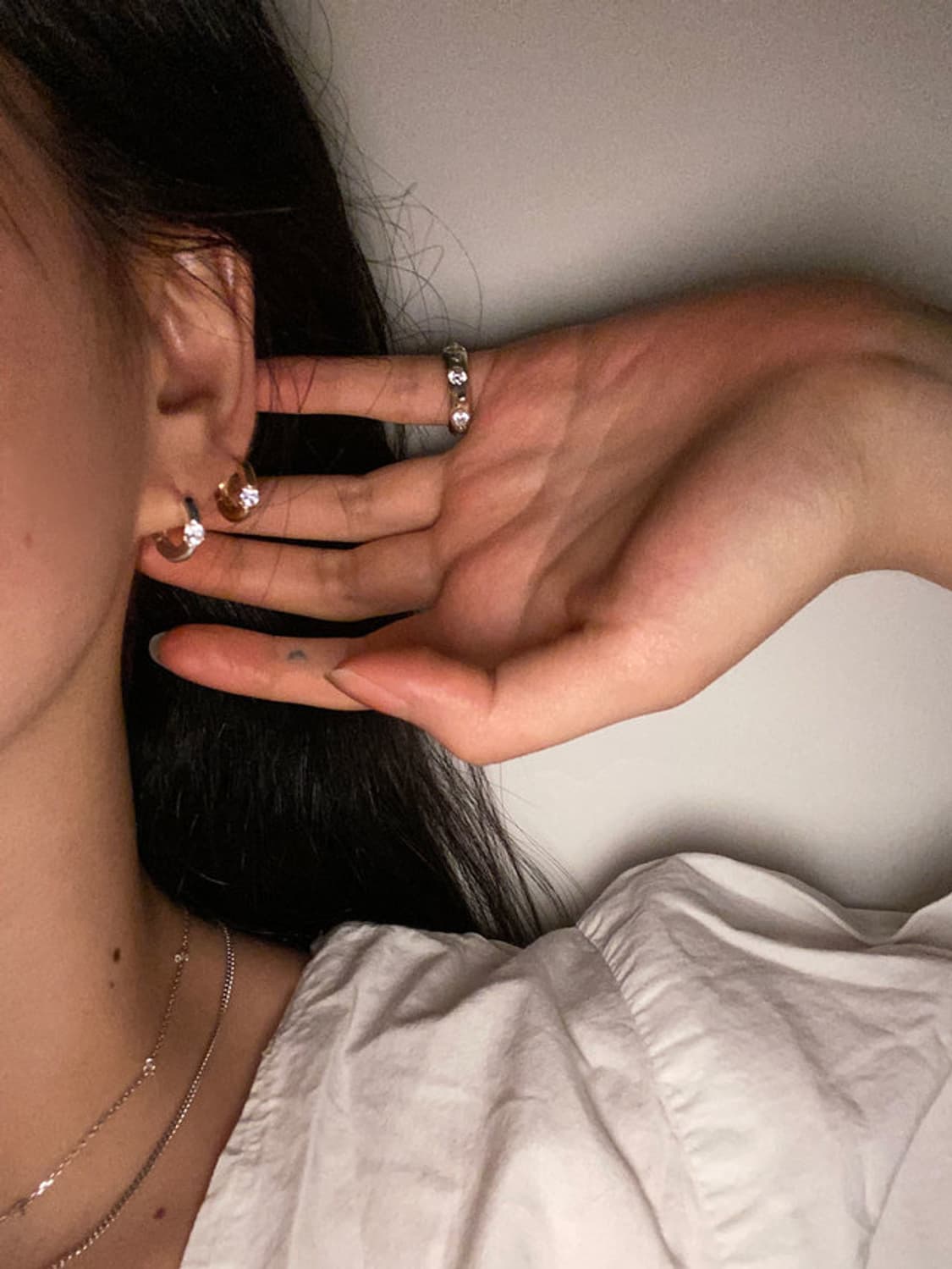 seasheer CLASSIC HUGGIE HOOPS 상품이미지2