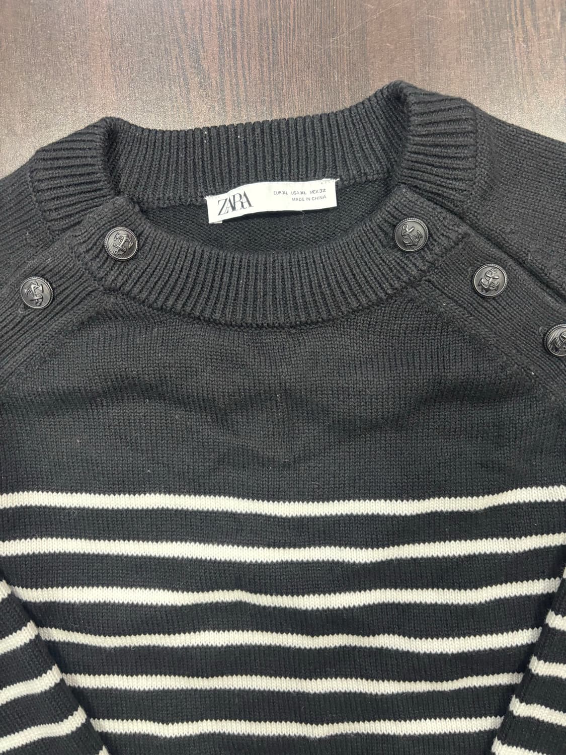 자라 블랙/화이트 스트라이프 니트 상품이미지4