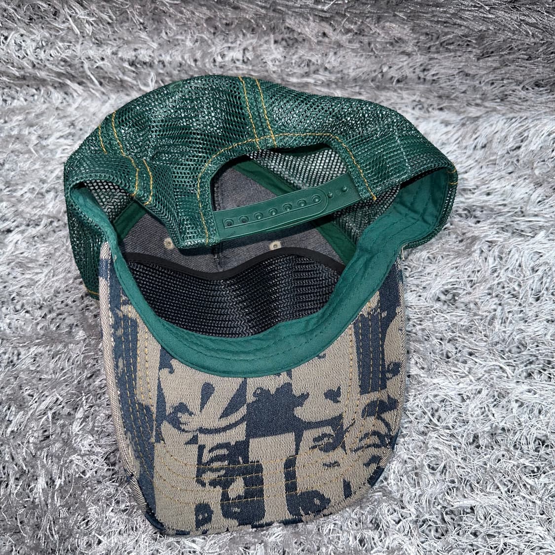 [Von Dutch] 그래픽 홀로그램 매쉬캡 상품이미지4