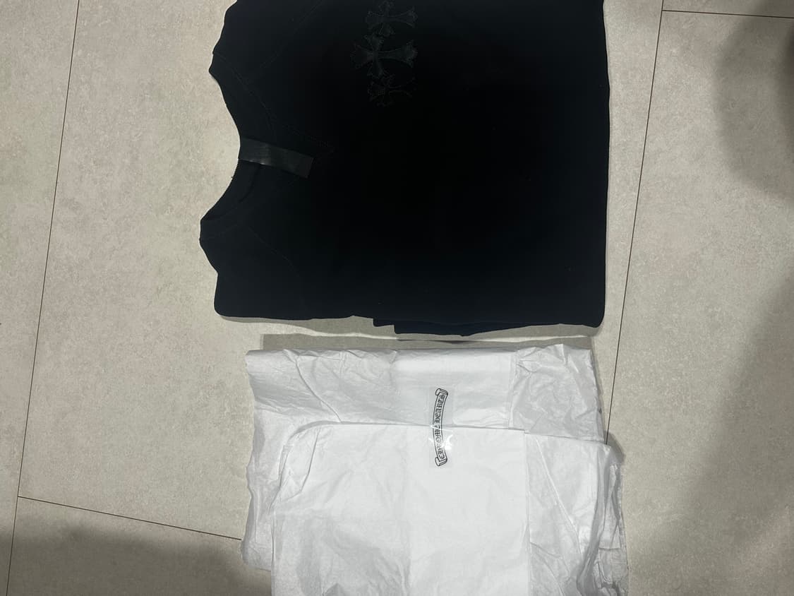 L) 크롬하츠 나일론 세메터리 크로스 패치 CH 맨투맨 상품이미지1