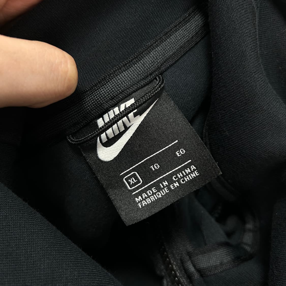 나이키 블랙 테크팩 후드집업(XL) 상품이미지2