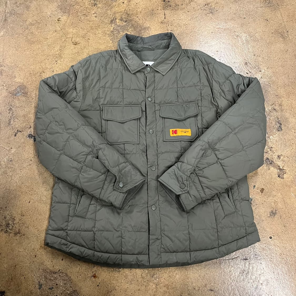 [정품/M] 코닥 퀼팅 셔츠 자켓 카키색 b10 상품이미지2