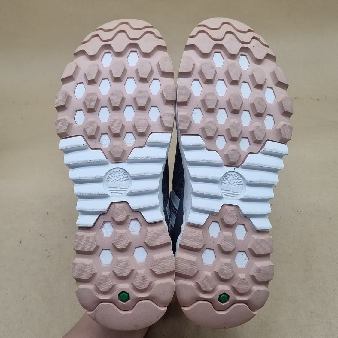 팀버랜드 솔라웨이브 여성운동화230 상품이미지2