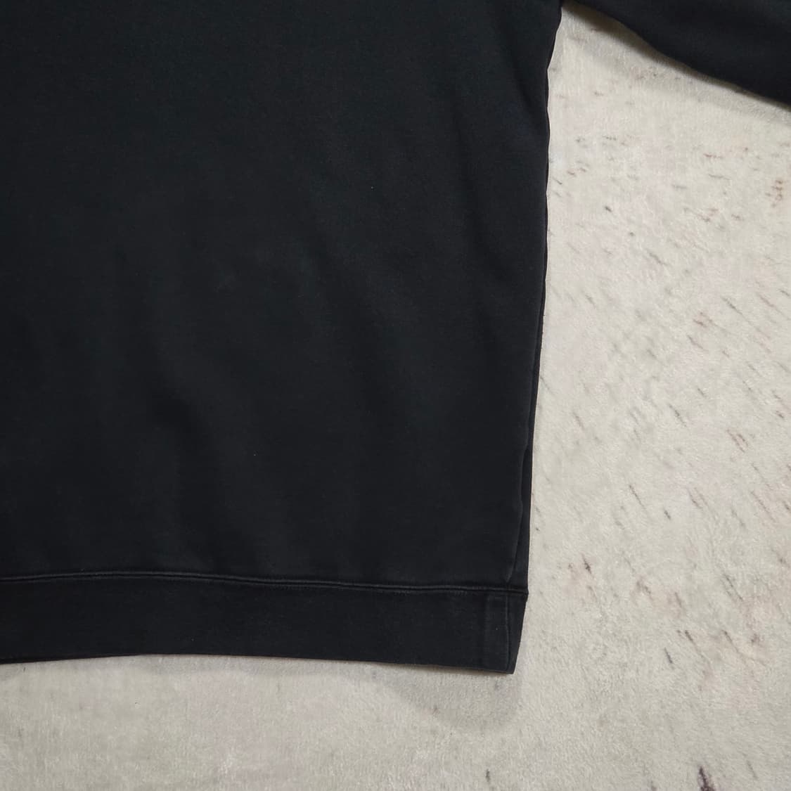 나이키 스마일 프린팅 약기모 블랙 맨투맨 상품이미지3