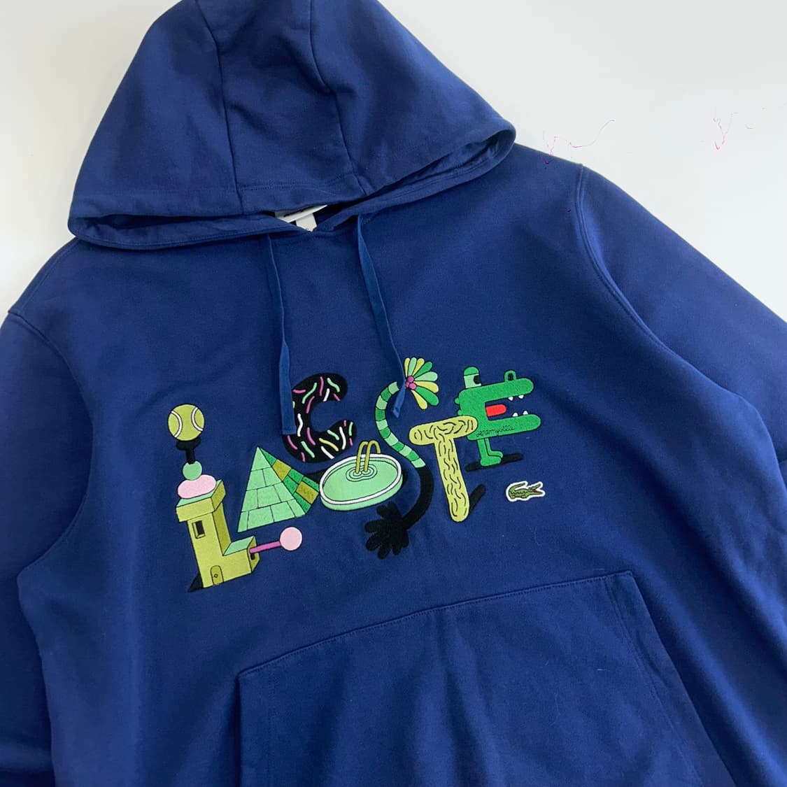 Lacoste 라코스테 그래픽 자수 로고 블루 후드티 상품이미지4