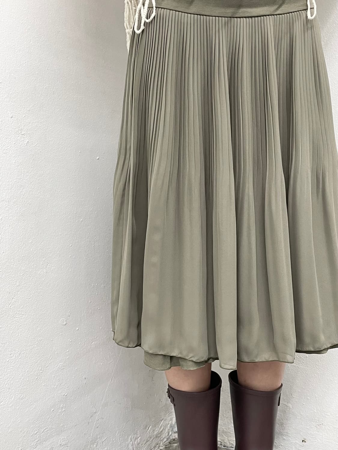 카키 레이어드 플리츠 스커트 상품이미지3