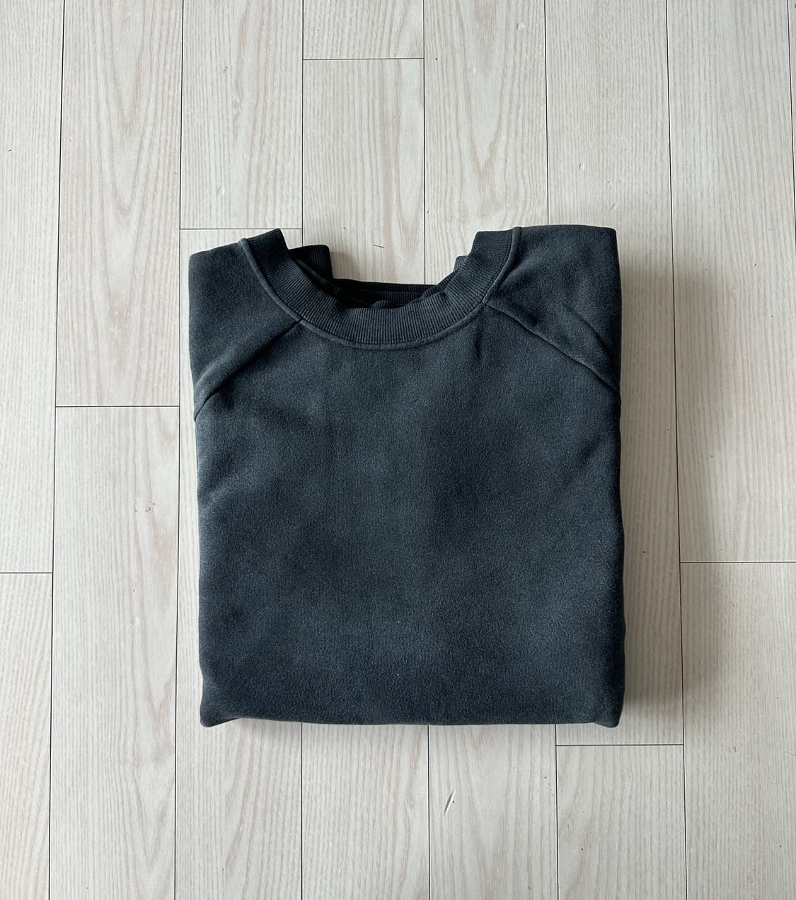 빔즈 퍼스트라인 페이드맨투맨 상품이미지1