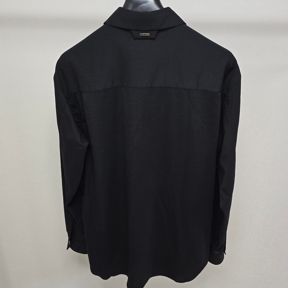 솔리드옴므 백로고 집업 셔츠 48사이즈 100 판매 상품이미지2