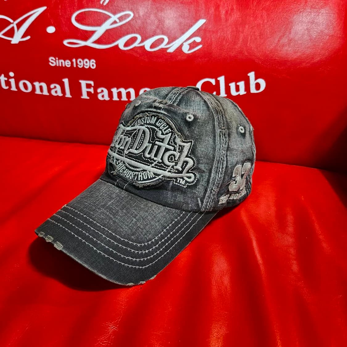 본더치(Vondutch) Vintage Y2k 빅로고 워시드 볼캡 상품이미지2