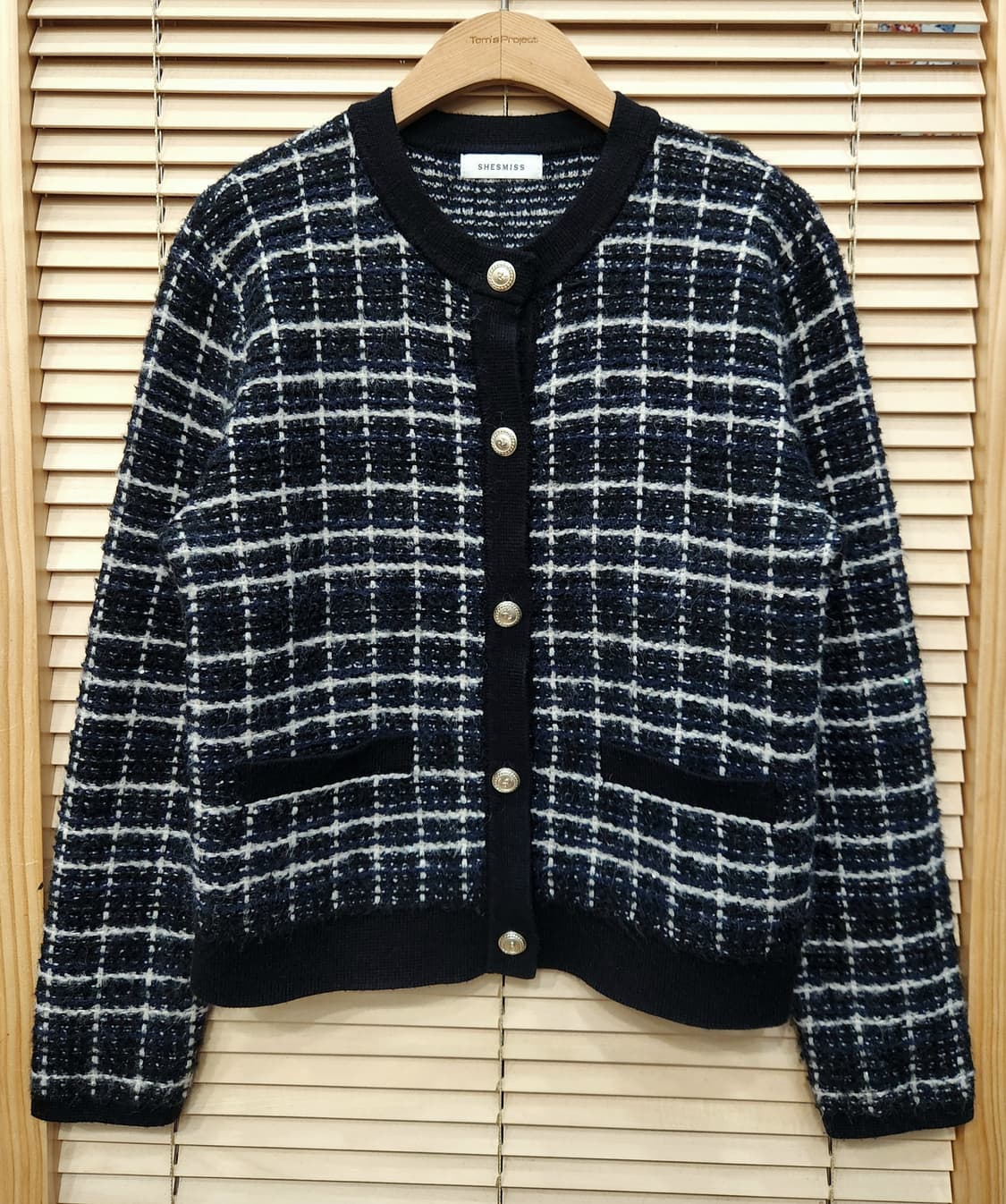 쉬즈미스 트위드금장 체크 가디건니트 상품이미지1