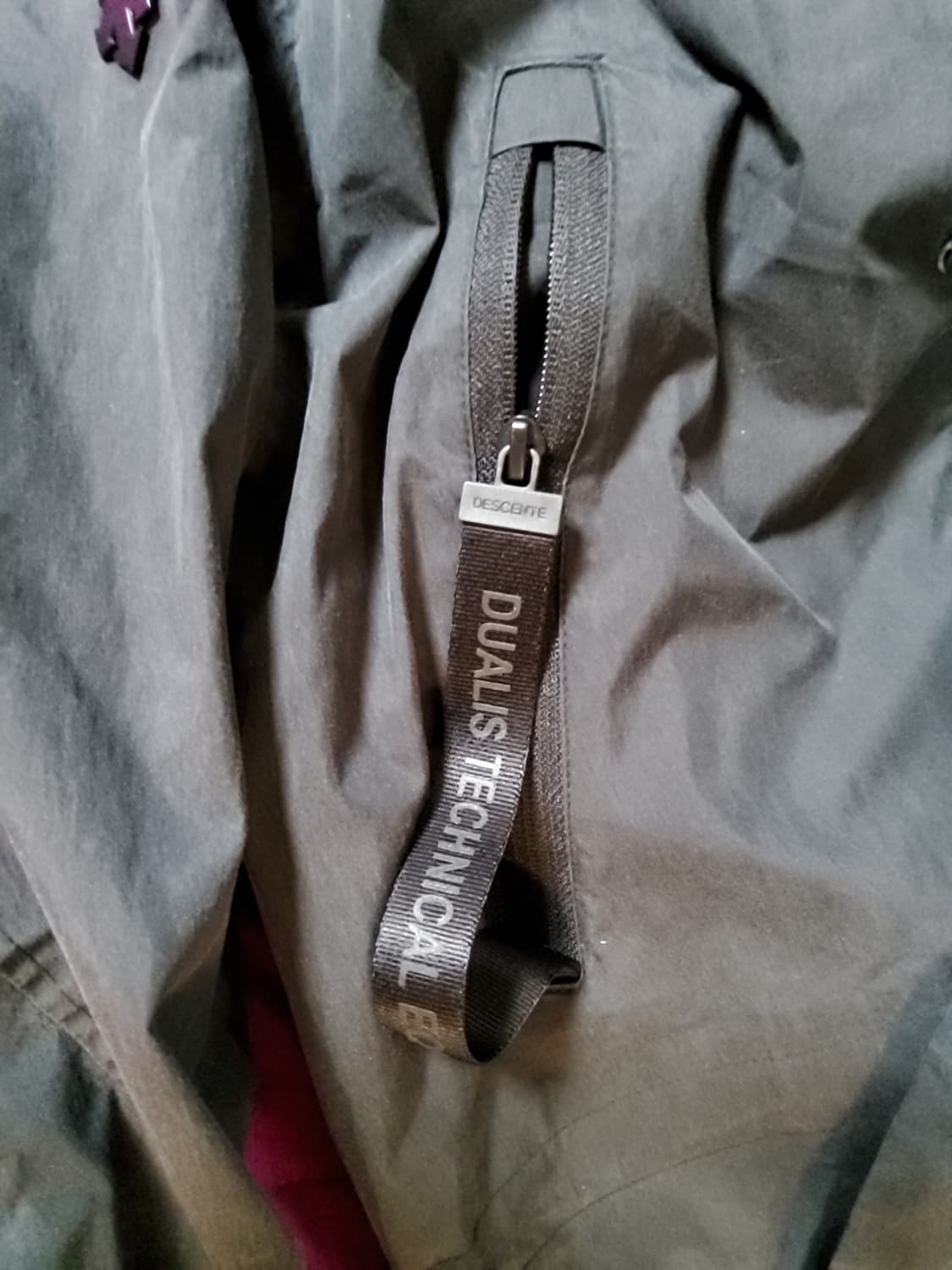 데상트 듀얼리스 스텔스 트렌치자켓 95size s8121djk30 상품이미지3