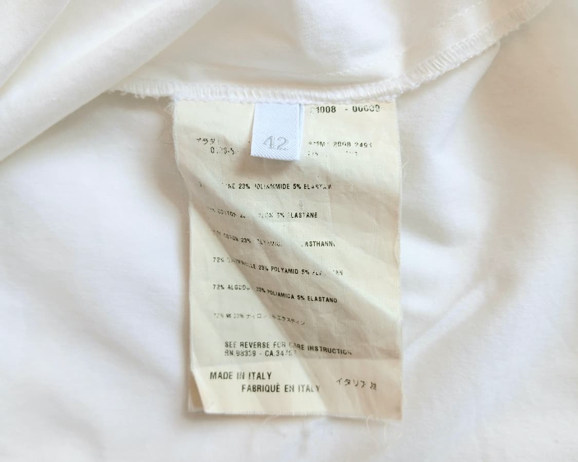 미우미우 셔링 퍼프 소매 화이트 블라우스 상품이미지9