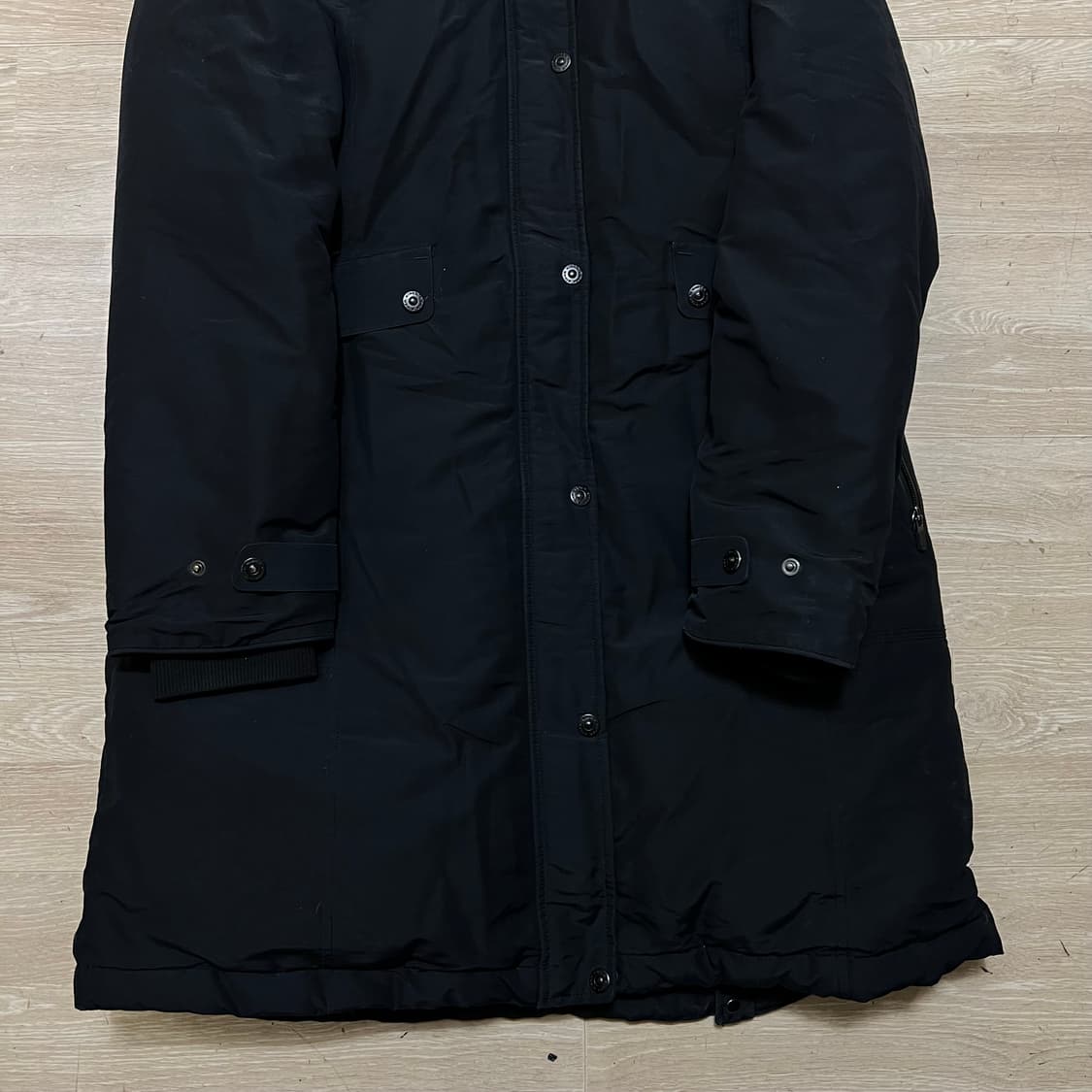 아이더 여성 덕다운 퍼후드 사파리 롱패딩 점퍼 [블랙] L/100 상품이미지3