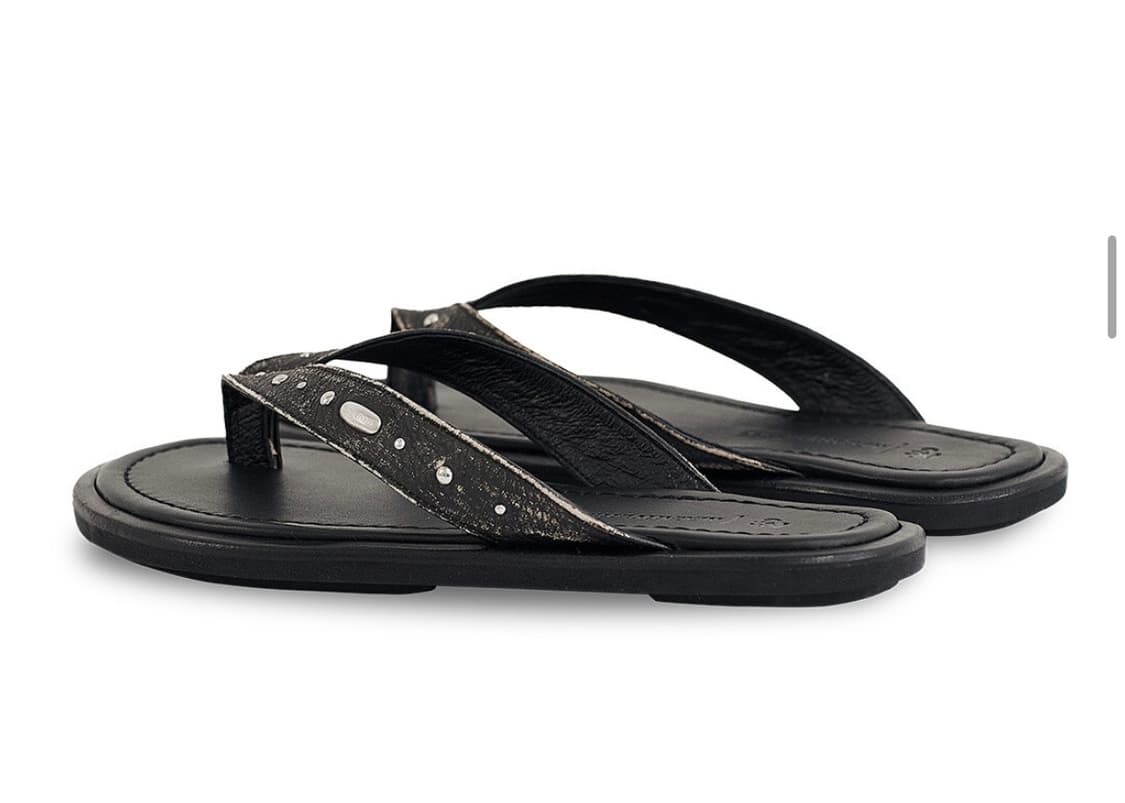 Stud cowskin flip flops_black beige 상품이미지2