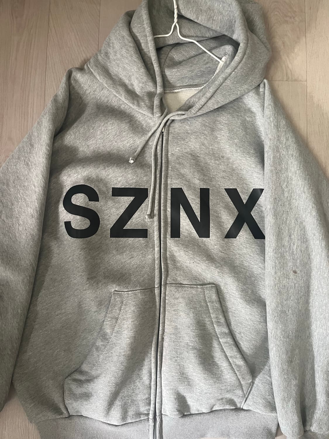 칸예 sznx머천 코리아 상품이미지1