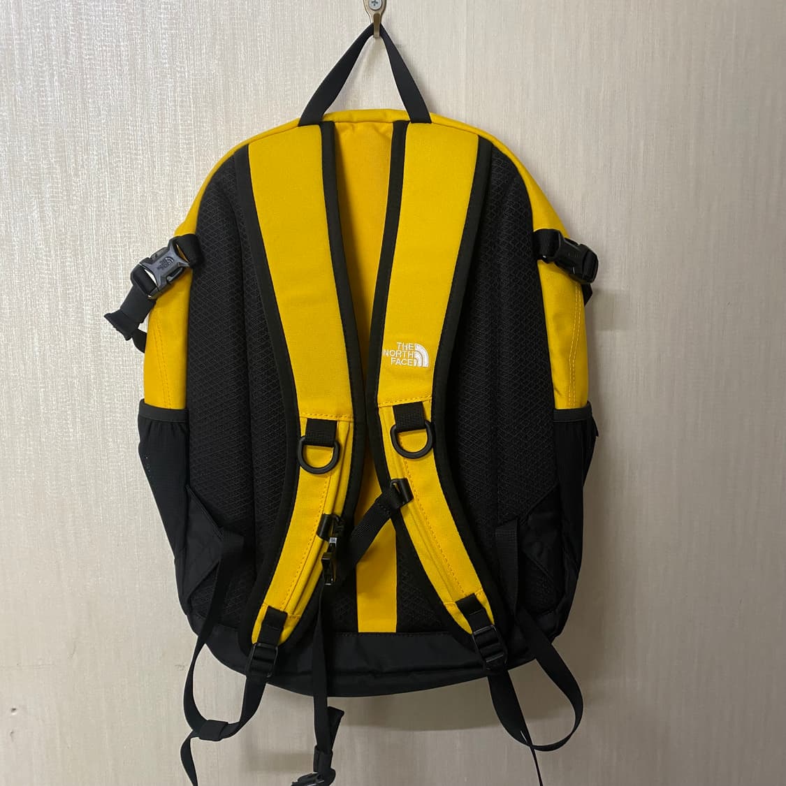 노스페이스 미니샷 백팩 노란색 상품이미지2