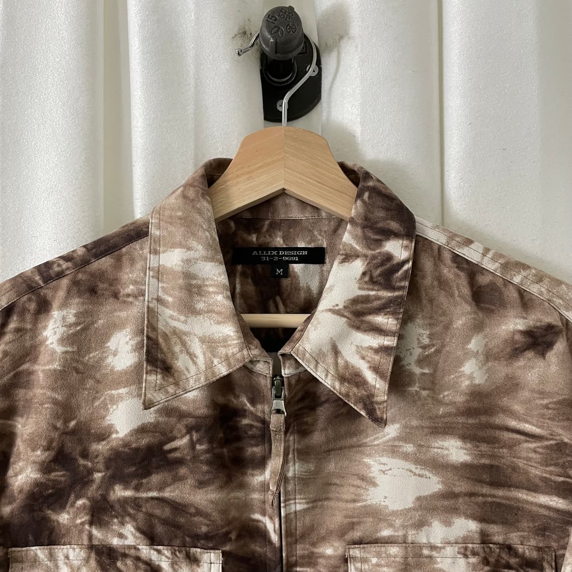 ALLIX DESIGN 스웨이드 타이다이 반팔 집업 상품이미지3