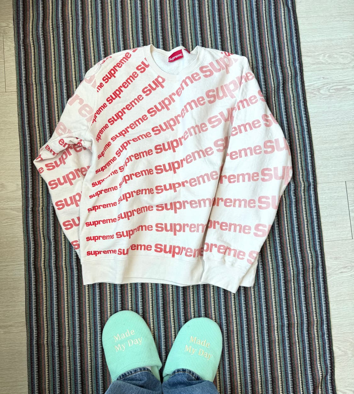 슈프림 레터링 맨투맨 상품이미지2