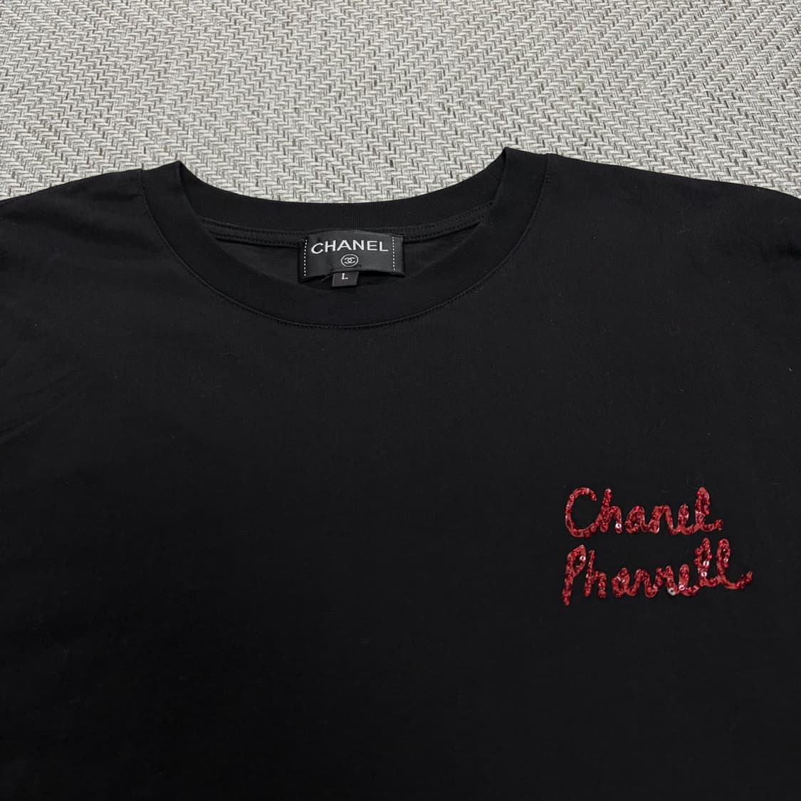 (L)샤넬x퍼렐윌리엄스 컬래버 비즈 긴팔티 상품이미지3