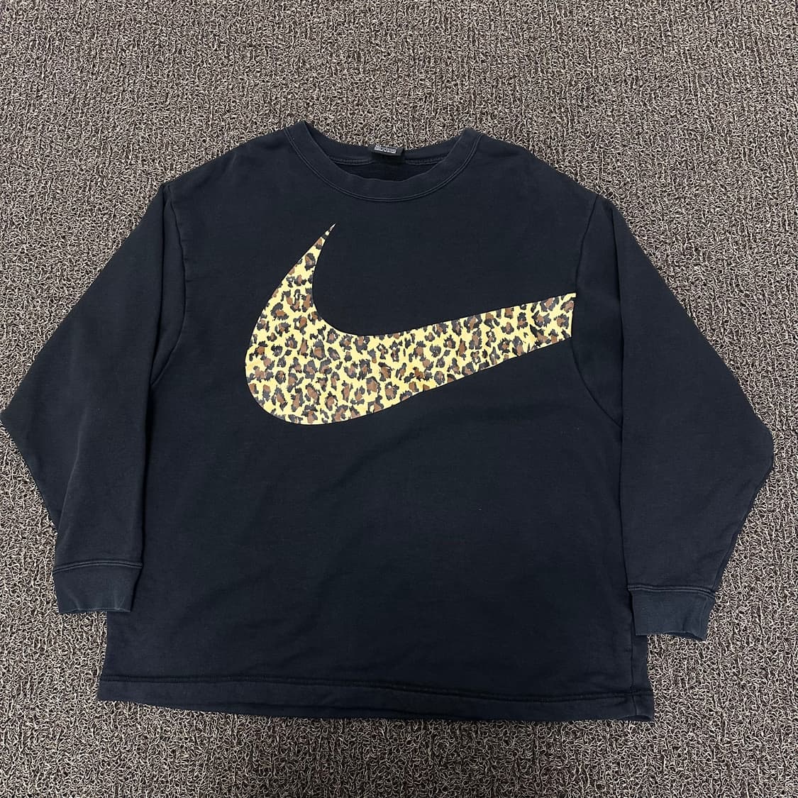 NIKE 나이키 스우시 호피 맨투맨 블랙 L 상품이미지1