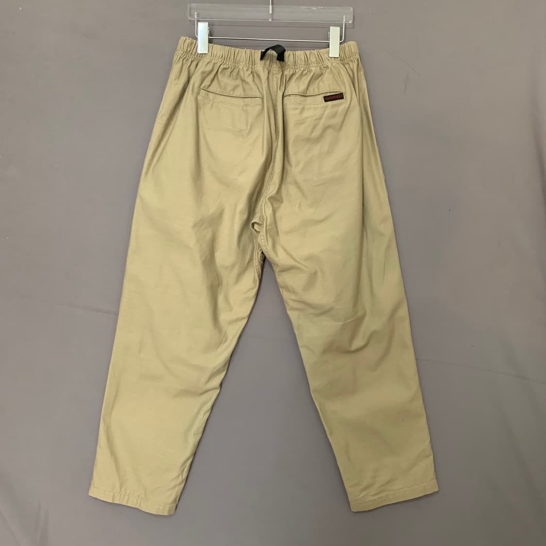 M 그라미치 백 새틴 루즈 테이퍼드 벨티드 팬츠 바지 상품이미지3