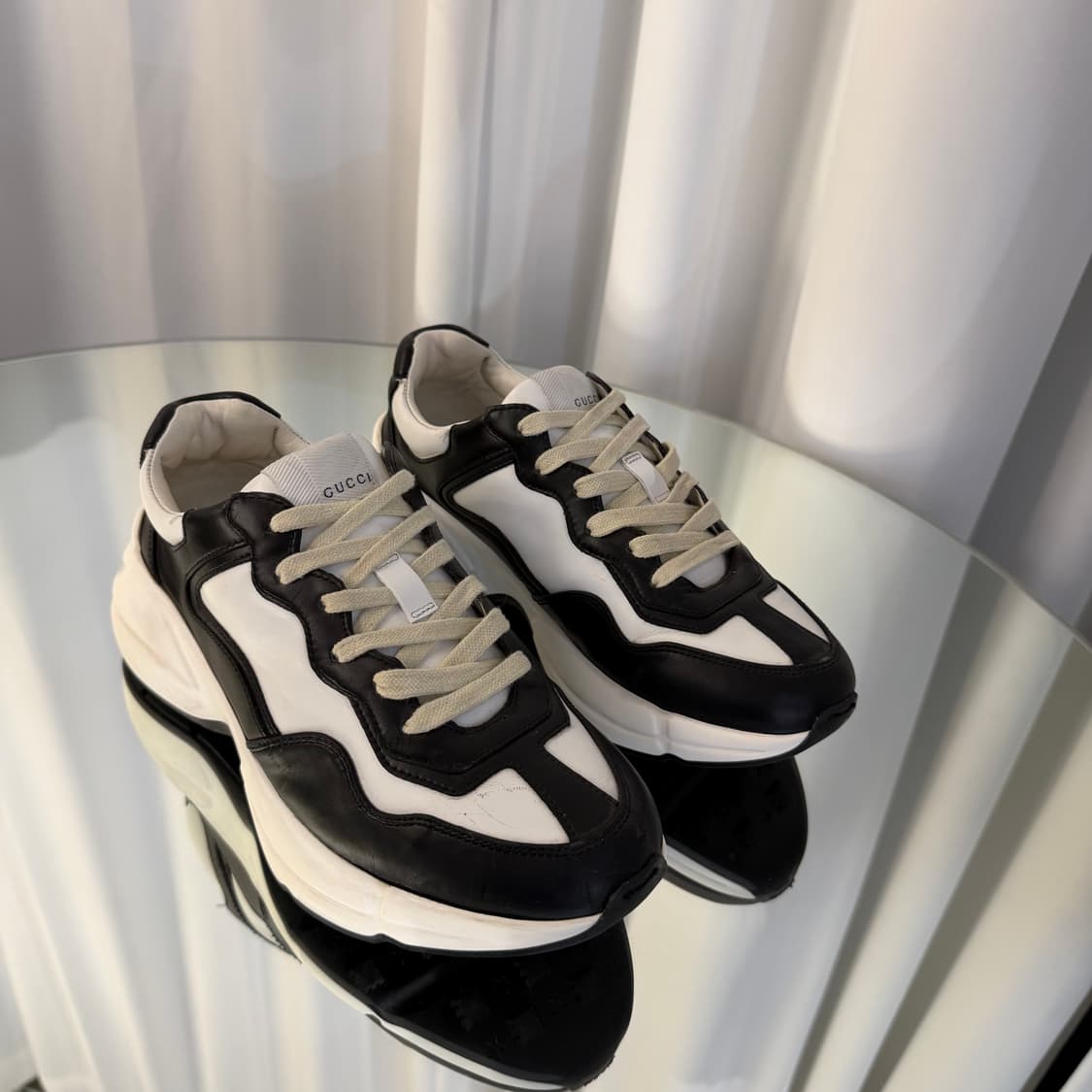 A / 39.5 구찌 범고래 레더 라이톤 스니커즈 상품이미지2