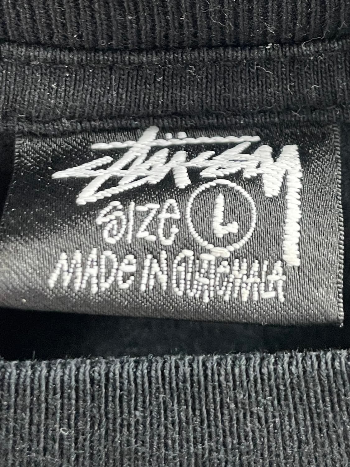 스투시 빅로고 블랙 반팔티 (on.535) 상품이미지4