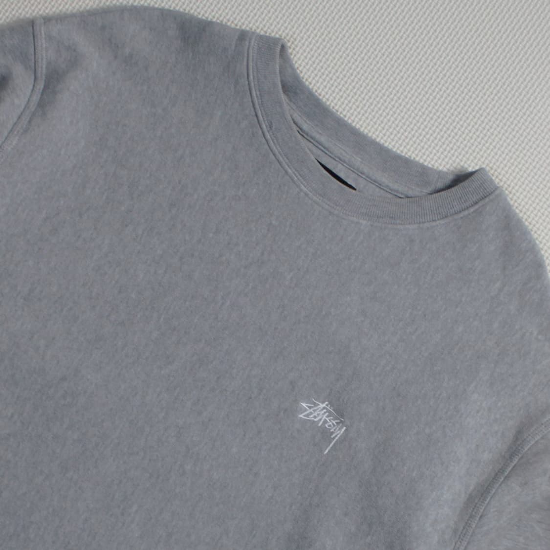 Stussy 스투시 그레이 기모 맨투맨 상품이미지2