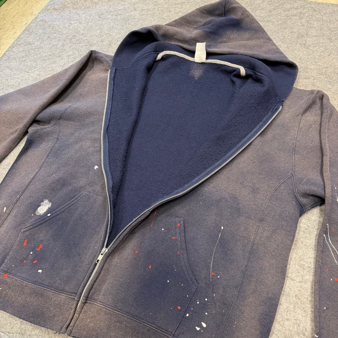 00s Vintage Russell Sun Faded Zip Up 상품이미지6