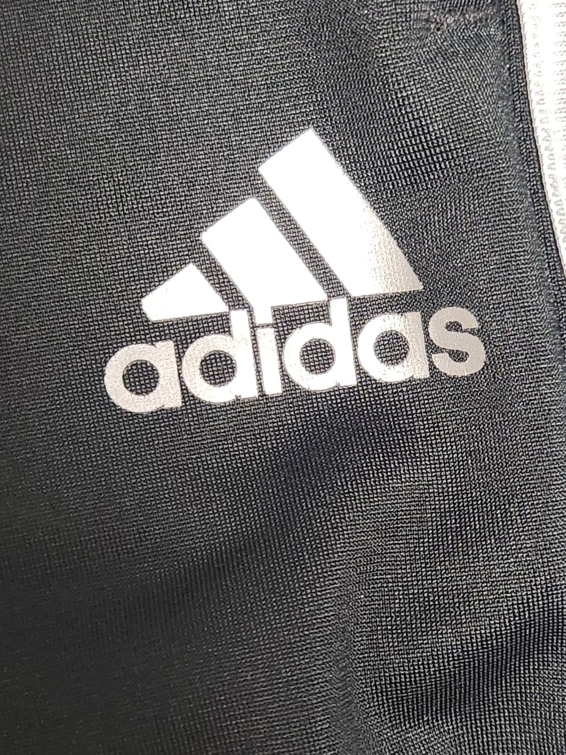 아디다스 레귤러핏 기모 트레이닝 트랙 팬츠(새상품급)

아디다스 로고하고 상품이미지4