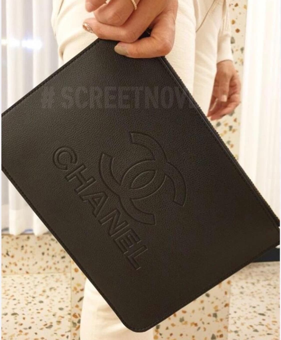 샤넬뷰티 VIP 블랙라벨 클러치백 풀박스 상품이미지7