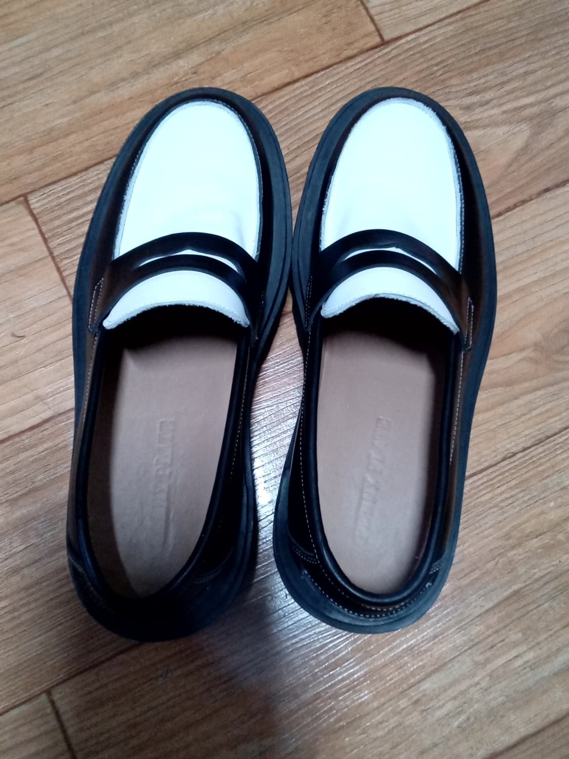 번디 플레이트 레더 로퍼 상품이미지3