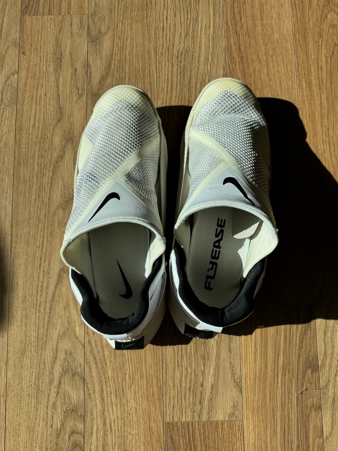 [나이키] 고 플라이이즈 흰색 슬립온 275mm 상품이미지8