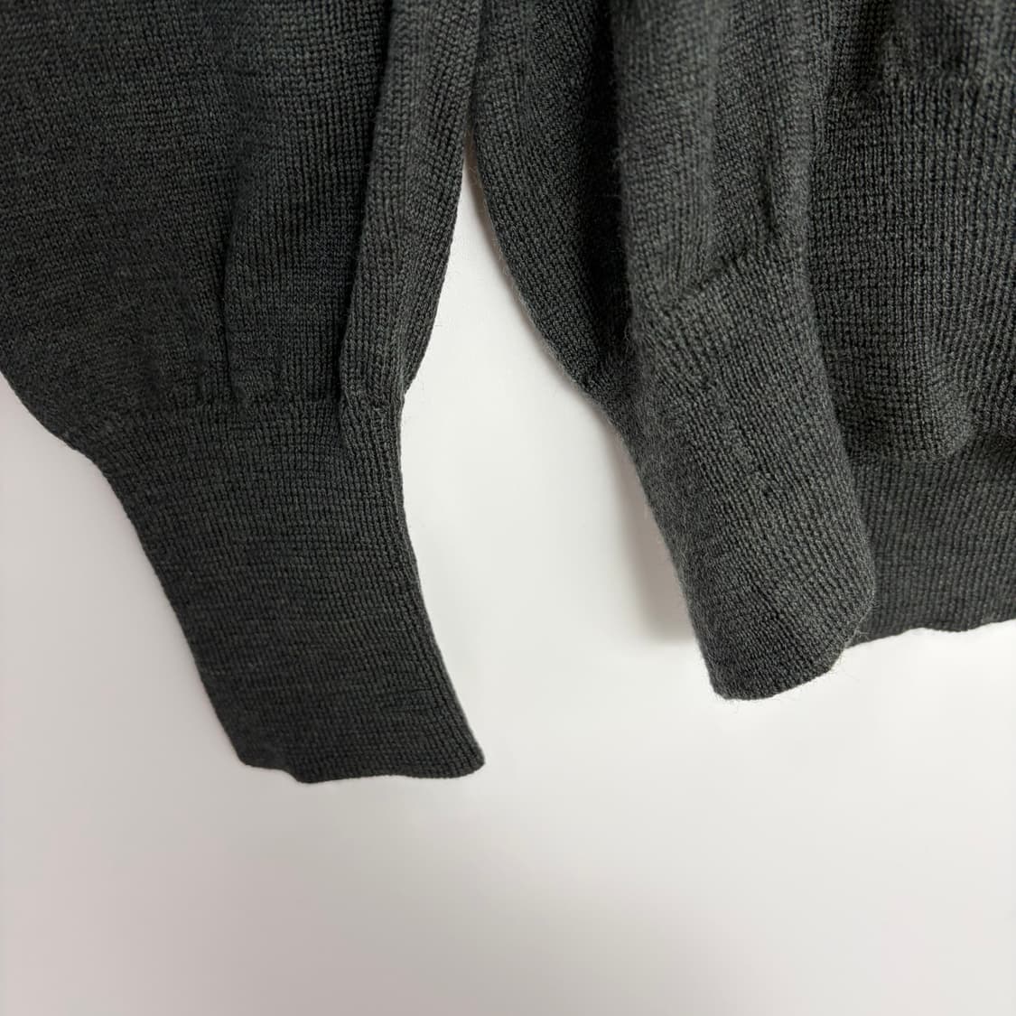 비비안웨스트우드 오브 브이넥 니트 티셔츠 상품이미지5