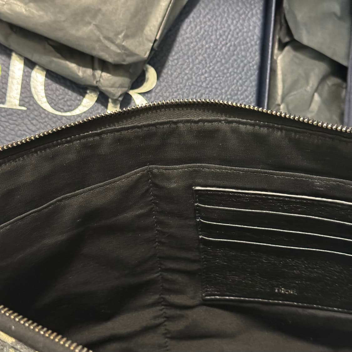 디올 트라이앵글 아이패드 클러치 A4 상품이미지8