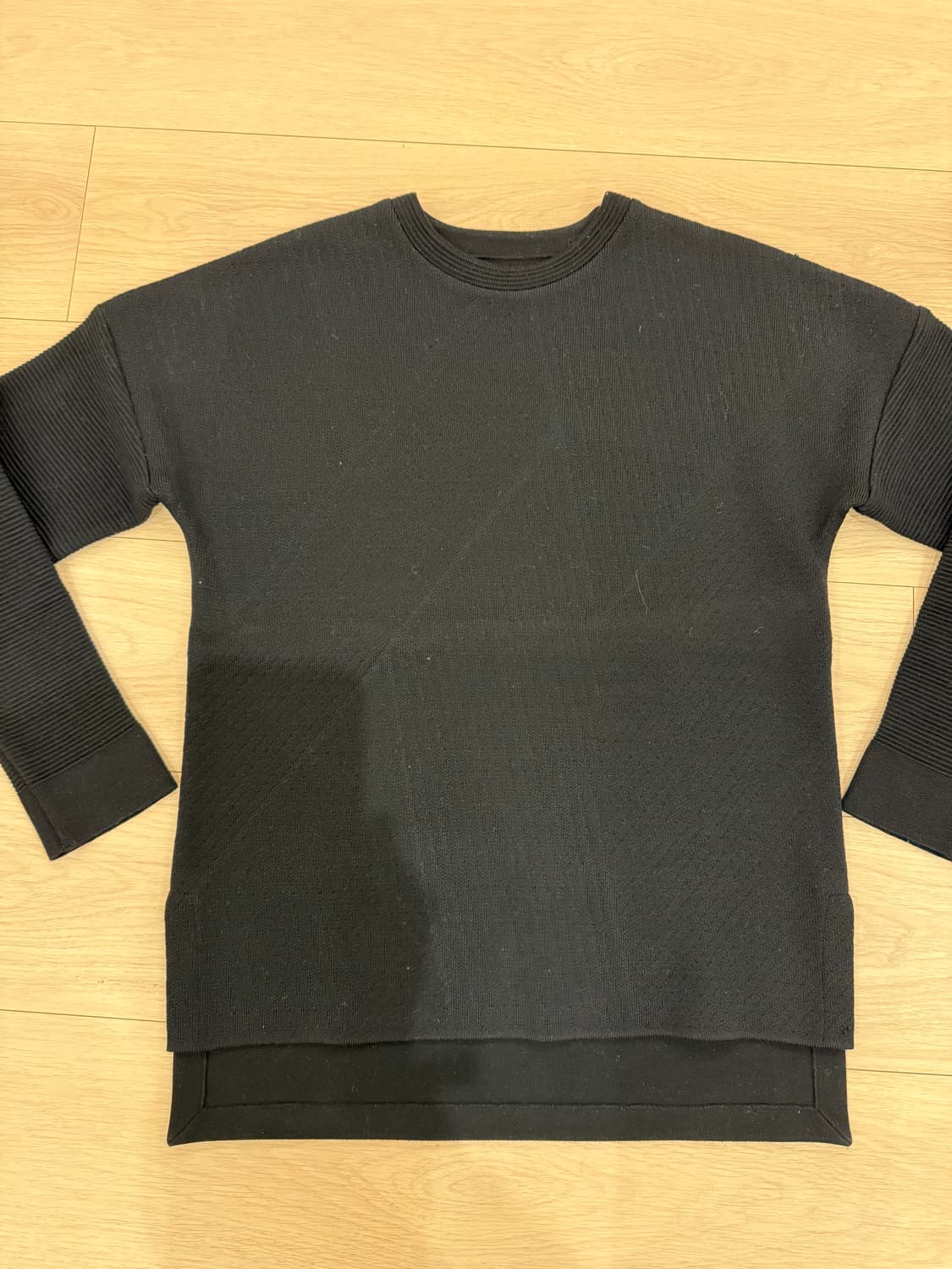 시스템 옴므 긴팔티 팝니다 상품이미지1