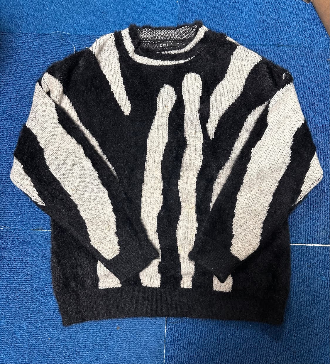 hairy over-fit knit 상품이미지7