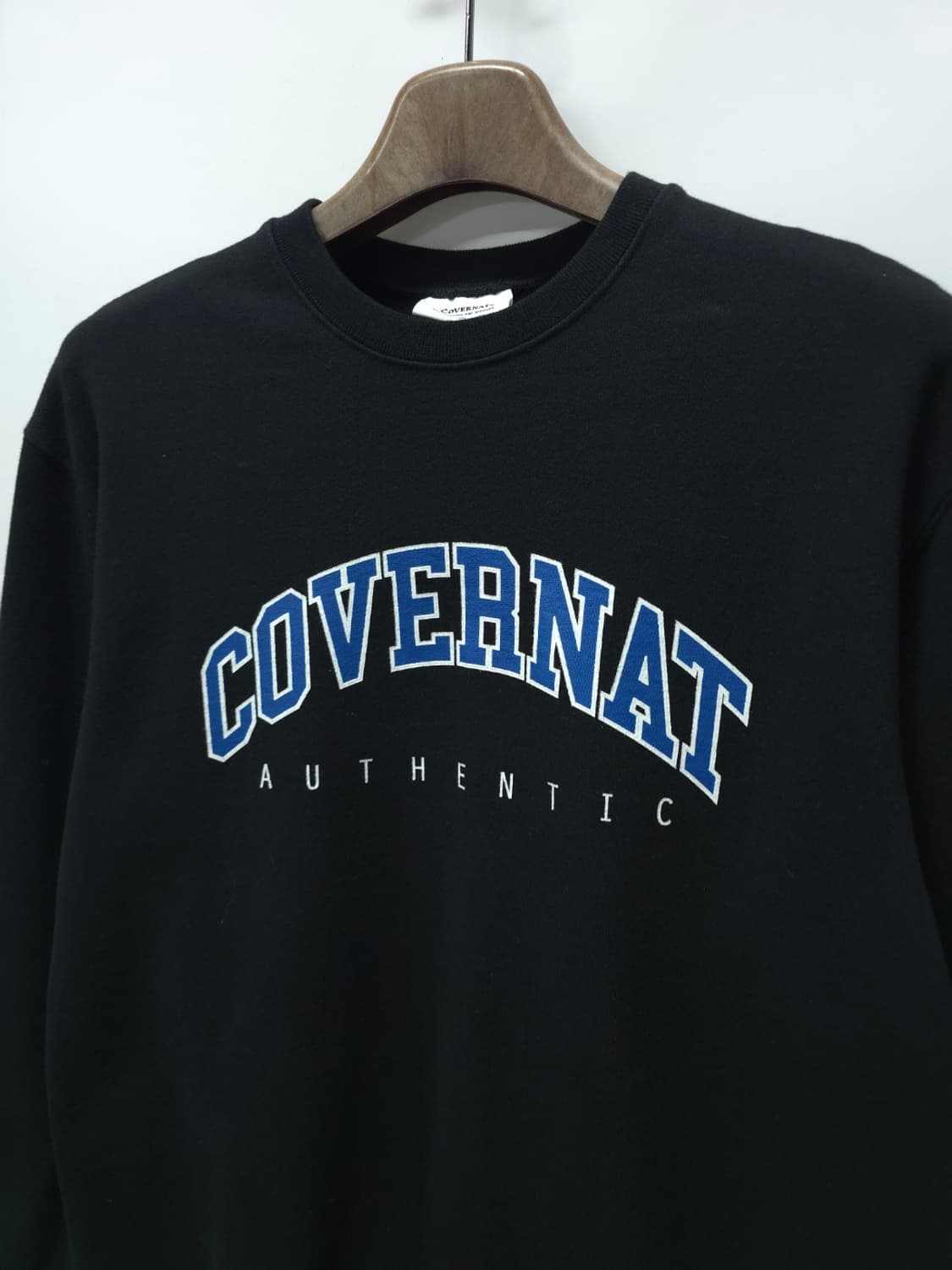 [커버낫] 아치 로고 오버핏 맨투맨 블랙 (M사이즈) 상품이미지3