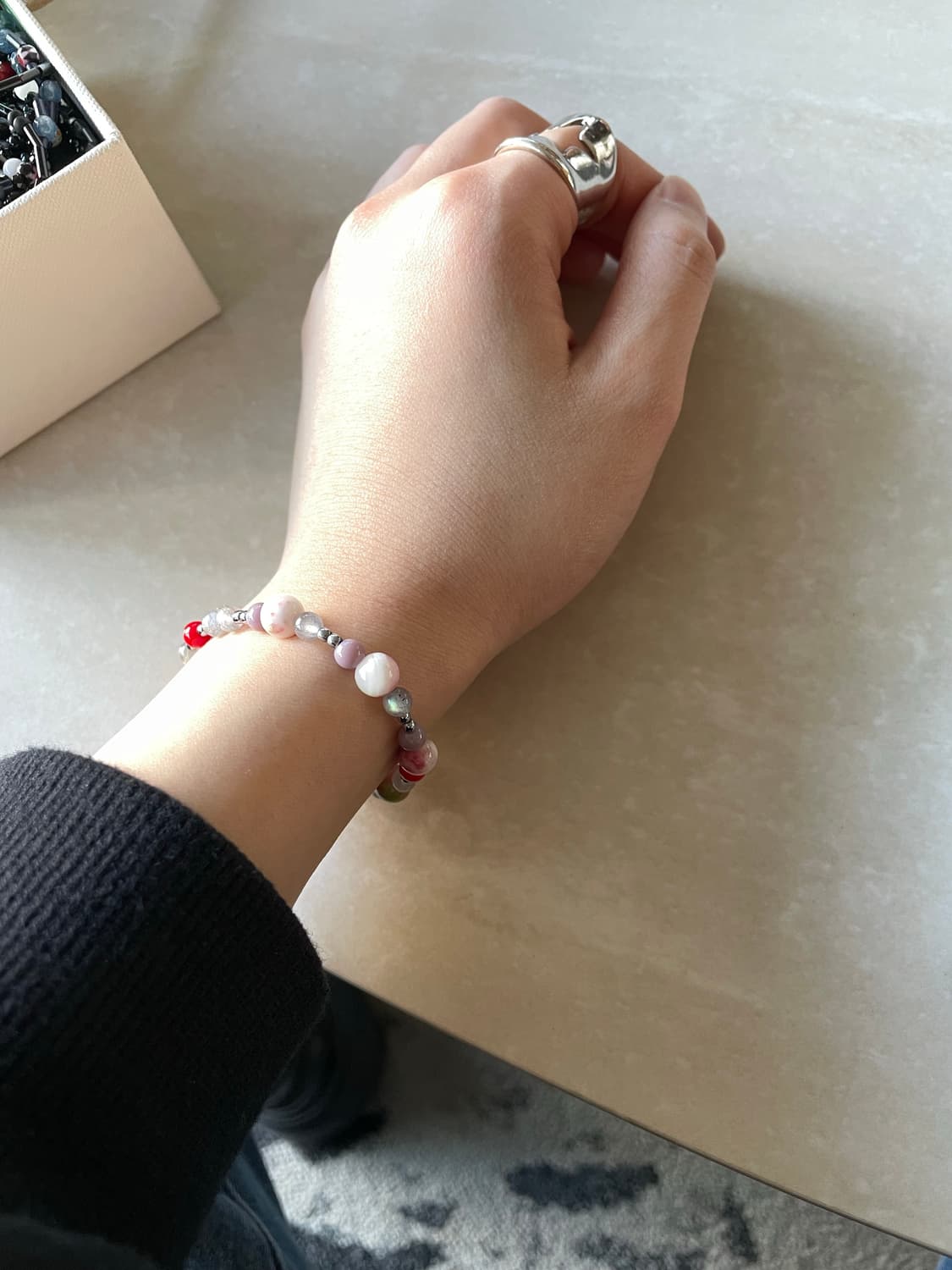 Pop of Red bracelet 상품이미지2