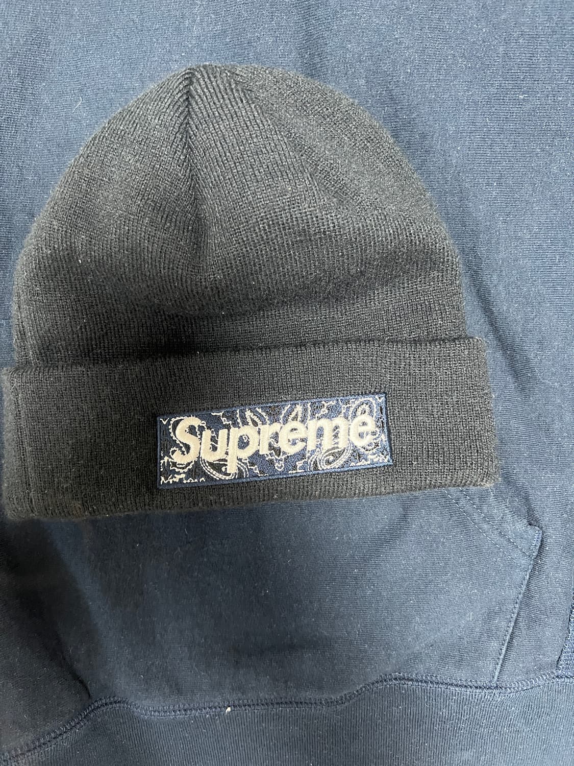 슈프림 반다나 비니 상품이미지1