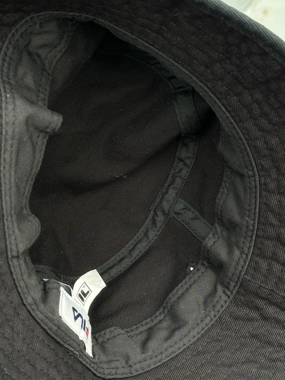 [M] 휠라 로고 블랙 버킷햇 모자 상품이미지5